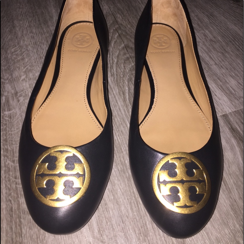 Tory Burch Benton Flats 7.5 (Black and Gold)